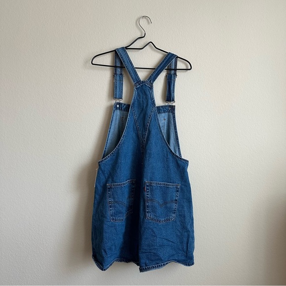 NWT Levi’s Shorts Overalls - Picture 4 of 4
